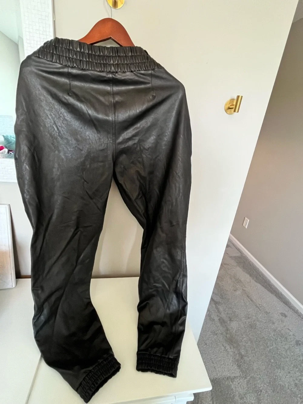 Spanx faux leather joggers Size 1x